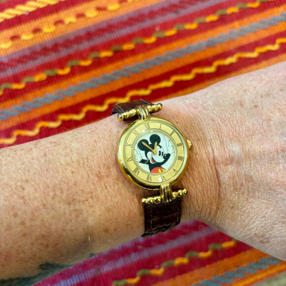 Disney Time Works Limited Edition Mickey Mouse Women's Watch Leather Band - Picture 2 of 11